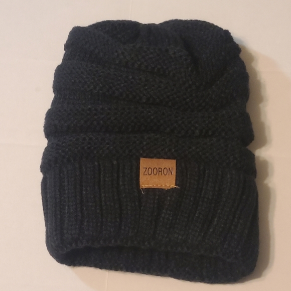Zoonon Cable Knit Slouched Stylish Black Knit Beanie NWOT - Picture 3 of 9